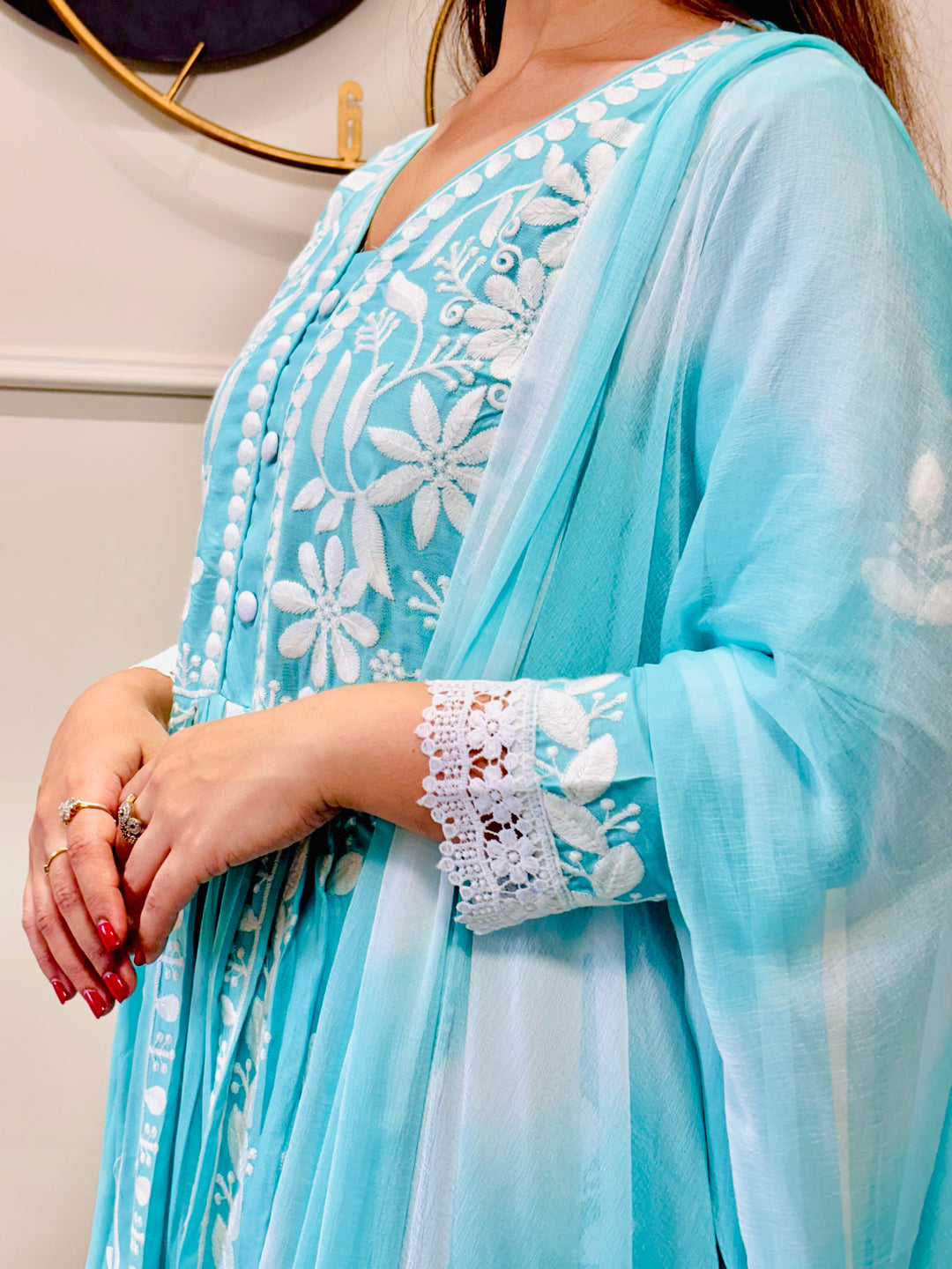 CHIKANKARI REYON COTTON KURTA SET WITH NAZEEN DYE DUPATTA