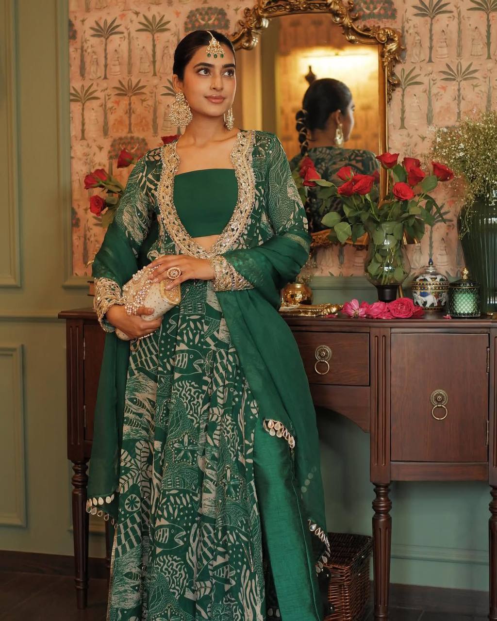 NEW TRENDY FOUR PIECE INDO WESTERN TOP BOTTOM BLOUSE WITH DUPATTA IN EMBROIDERED WORK