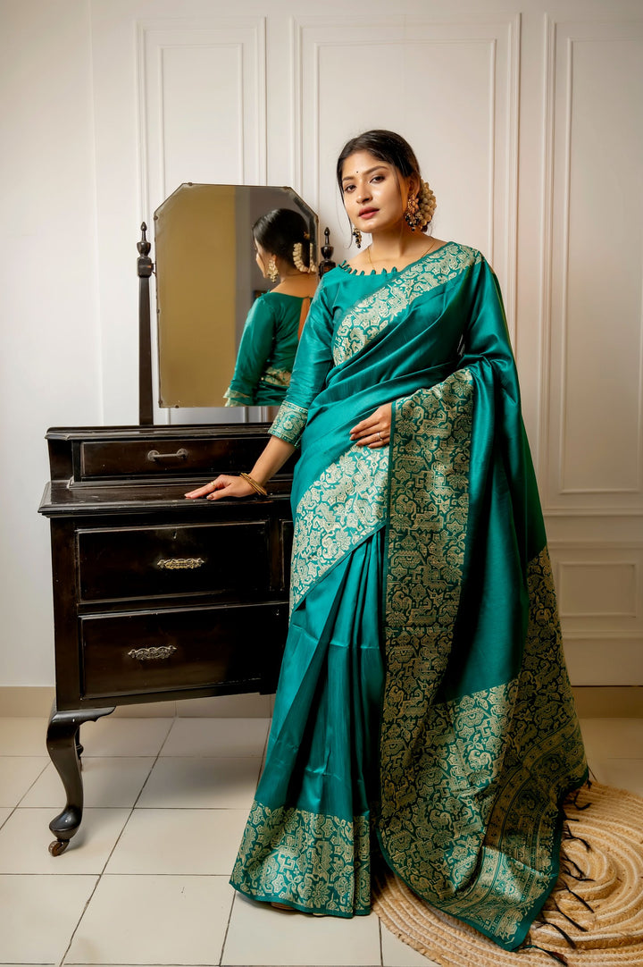 Handloom Raw Silk Saree With Rich Weving Pallu