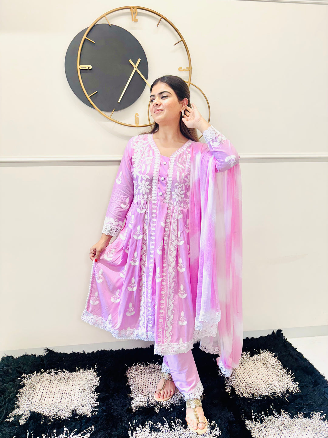CHIKANKARI REYON COTTON KURTA SET WITH NAZEEN DYE DUPATTA