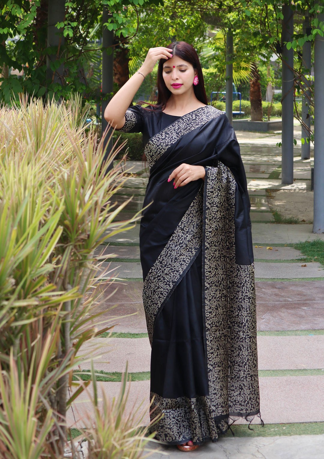 Launching handloom raw silk saree with rich pallu