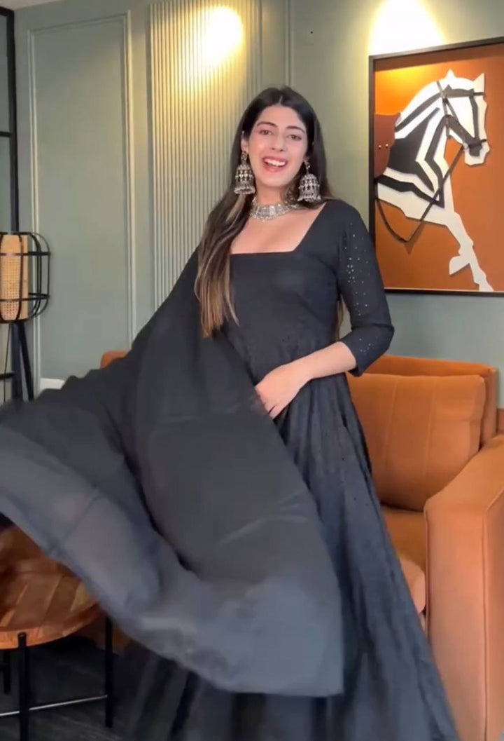 Hakoba Chikankari Black Anarkali Suit Sets :3 piece suit(top,bottom&dupatta)