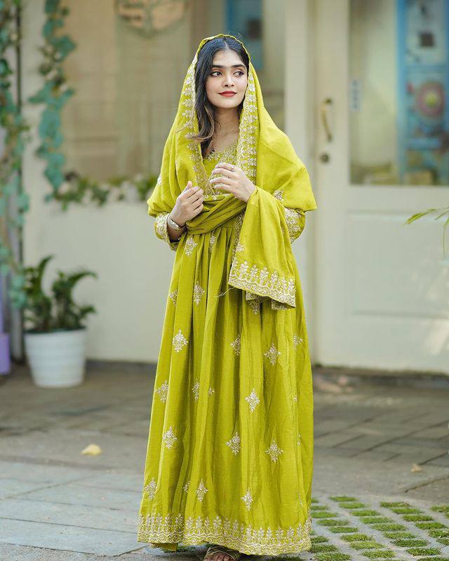 Neon Green Suit With Dupptta :3 piece suit(top,bottom&dupatta)
