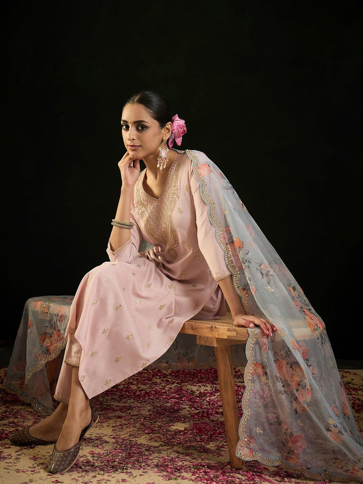 Elegant Soft Loom Pakistani Suit :3 piece suit(top,bottom&dupatta)