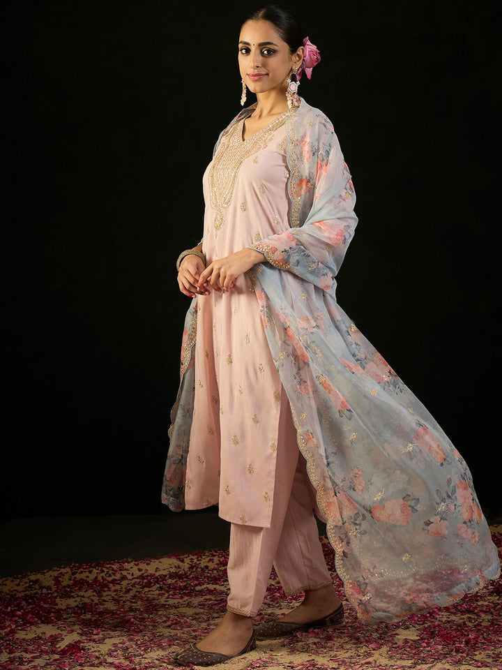 Elegant Soft Loom Pakistani Suit :3 piece suit(top,bottom&dupatta)