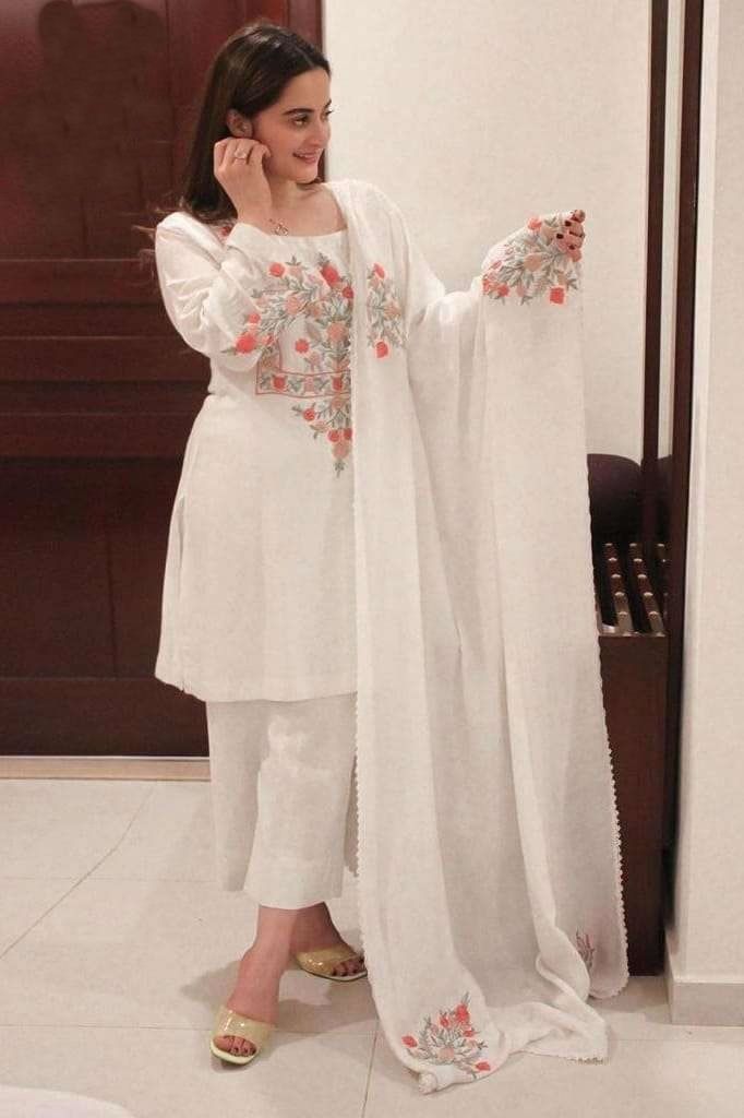 Heavy Faux Georgette Kurta Pant And Dupatta :3 piece suit(top,bottom&dupatta)