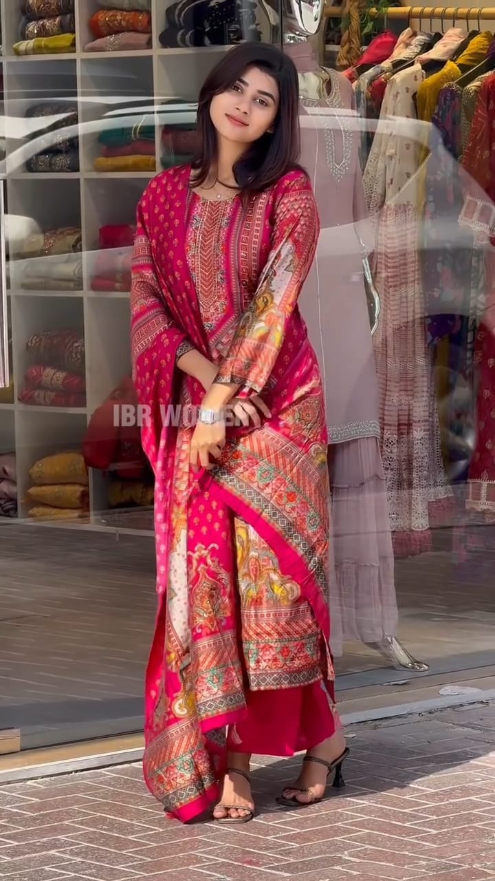 Muslin Pakistani Suit with Digital Prints :3 piece suit(top,bottom&dupatta)
