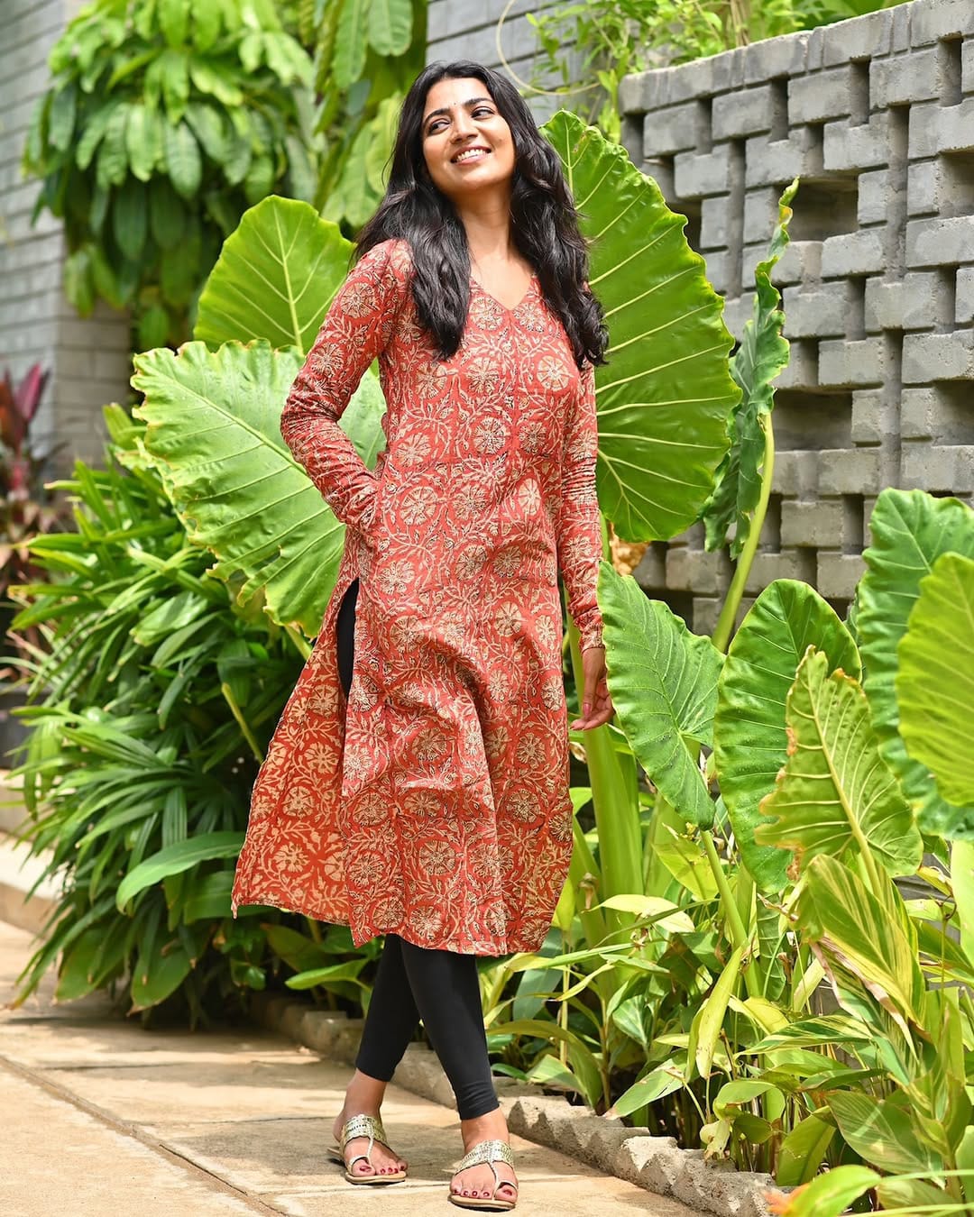 NEW PURE COTTON KURTI :3 piece suit(top,bottom&dupatta)