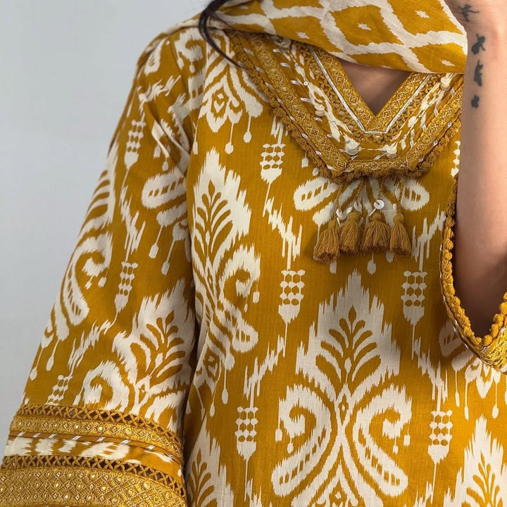 Comfort With Our Beautiful 3-Piece Embroidered Cotton Kurti Set :3 piece suit(top,bottom&dupatta)