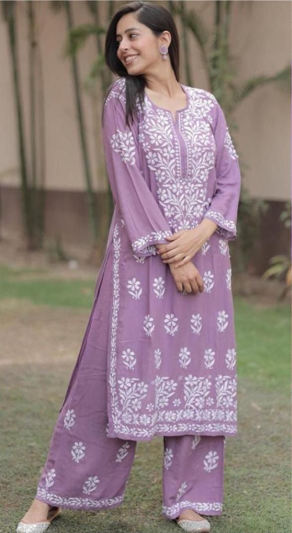 REYON COTTON KURTA SET WITH CHIKANKARI WORK