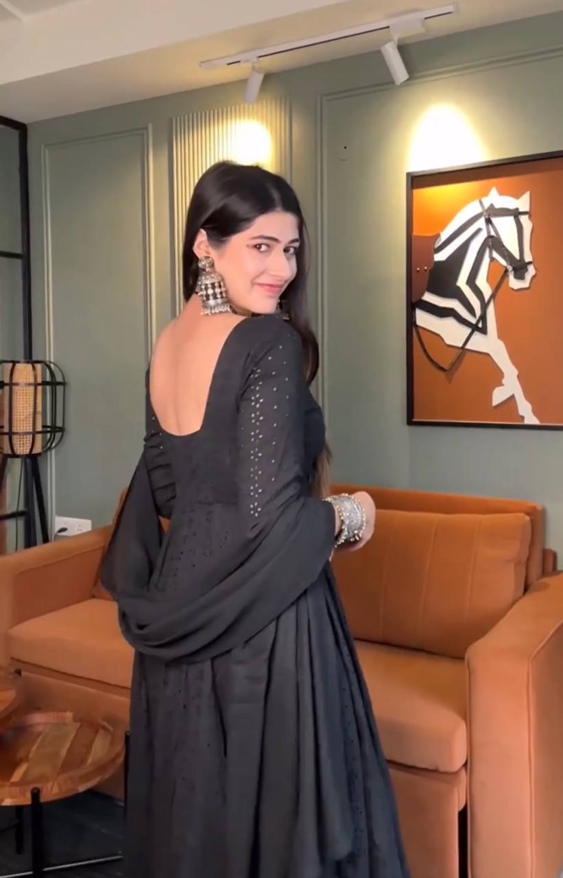 Hakoba Chikankari Black Anarkali Suit Sets :3 piece suit(top,bottom&dupatta)