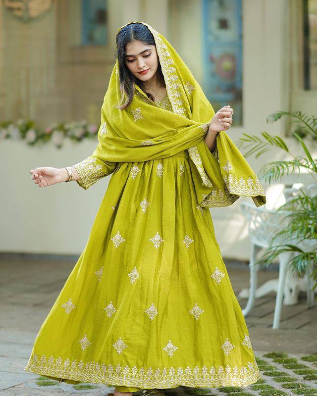 Neon Green Suit With Dupptta :3 piece suit(top,bottom&dupatta)
