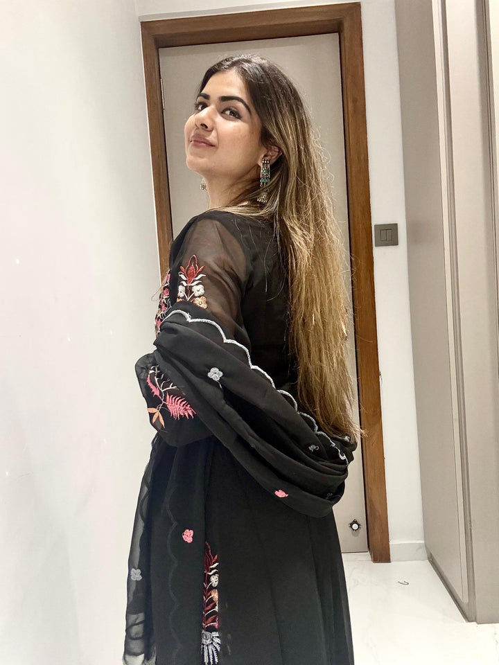 Timeless Full Embroidery Work Kurta Ensemble.