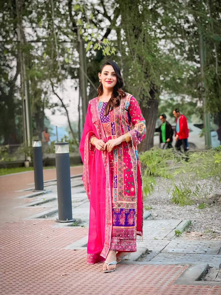 HEAVY PAKISTANI SUIT WITH DUPATTA SET