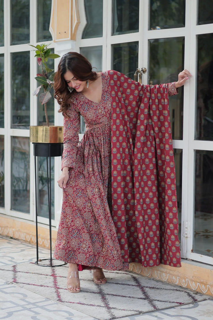 PURE COTTON KURTA BOTTOM WITH DUPATTA :3 piece suit(top,bottom&dupatta)