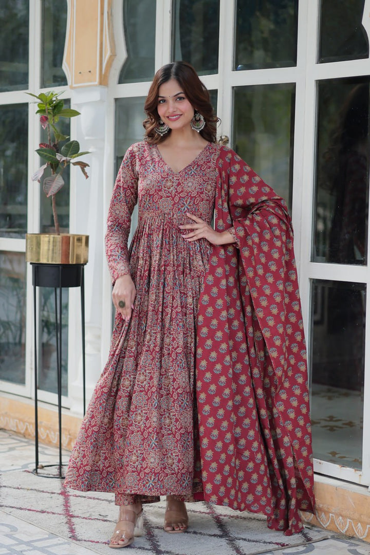 PURE COTTON KURTA BOTTOM WITH DUPATTA :3 piece suit(top,bottom&dupatta)