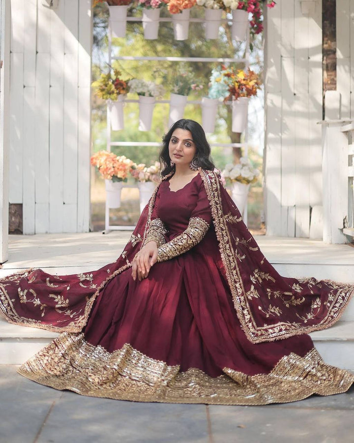 Launching New Designer Party Gown :3 piece suit(top,bottom&dupatta)