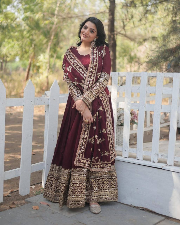 Launching New Designer Party Gown :3 piece suit(top,bottom&dupatta)