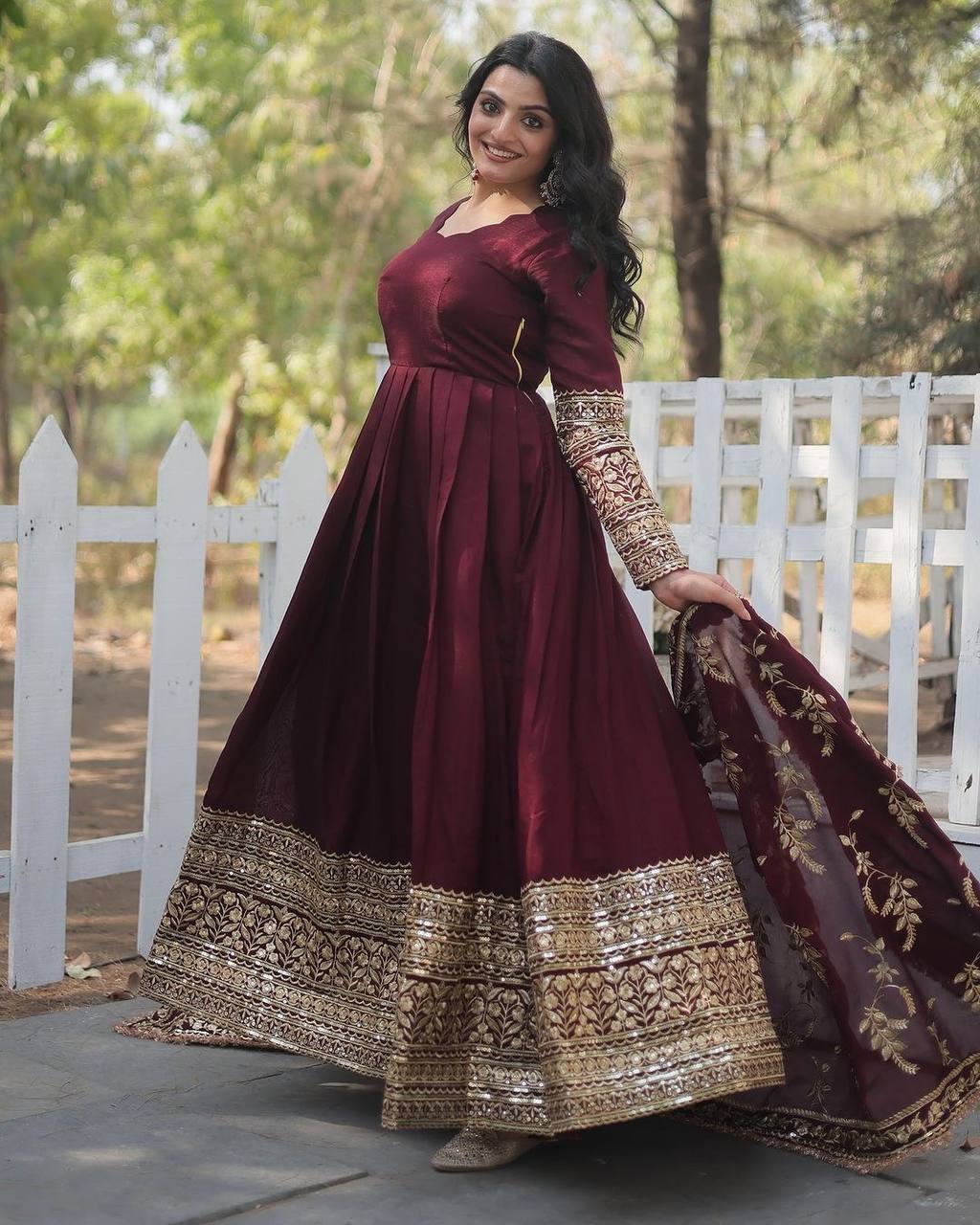 Launching New Designer Party Gown :3 piece suit(top,bottom&dupatta)