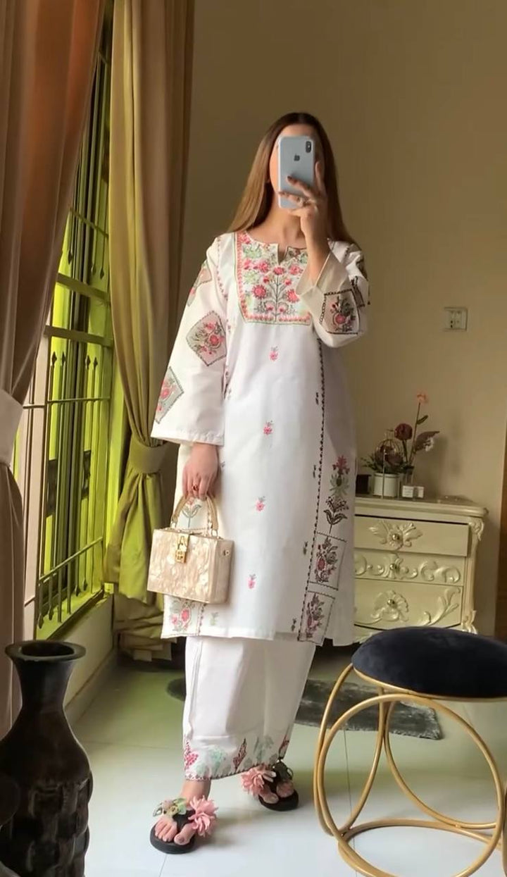 Elegant Stylish White Heavy Rayon Silk Top with Plazzo