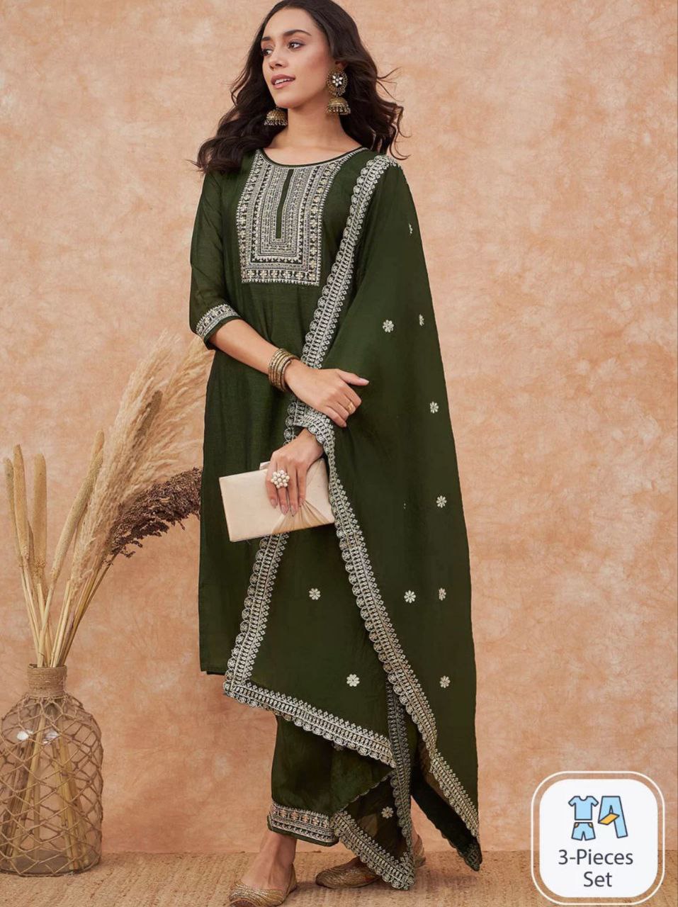 The Elegant Embroidered Vichhitra Set