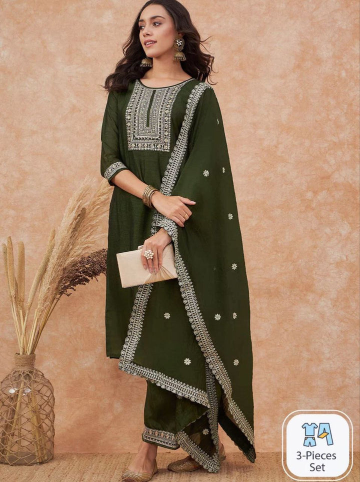 The Elegant Embroidered Vichhitra Set