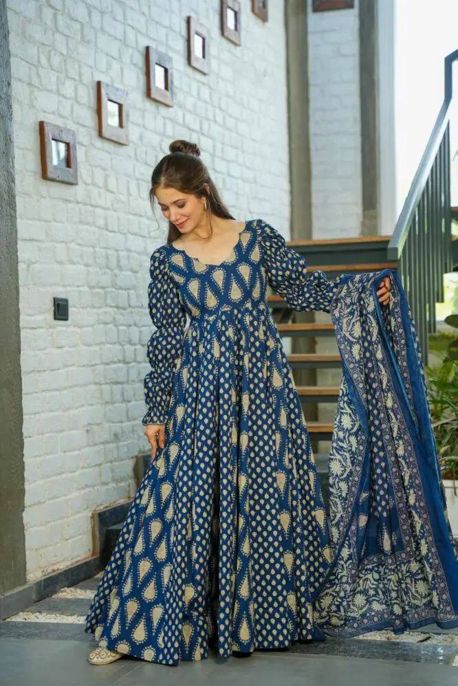 BEAUTIFUL ANARKALI HEAVY COOL COTTON SET