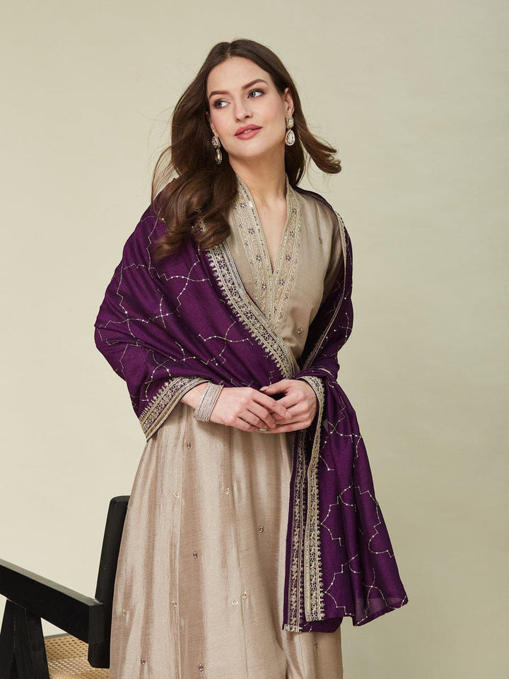 Elegant Vichhitra Silk Kurta Set with Embroidery Work