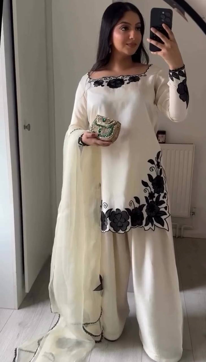 Beautiful Embroidered Fendy Silk Set