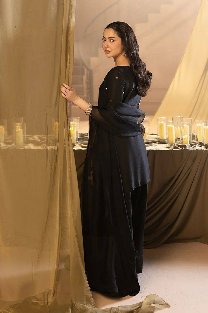 Kaali Kunj Rajvadi Phoolkari Collection