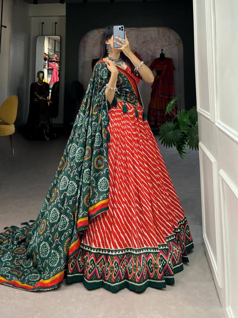 PRESENTING LEHERIYA PRINT FULLY STITCHED LEHENGA CHOLI