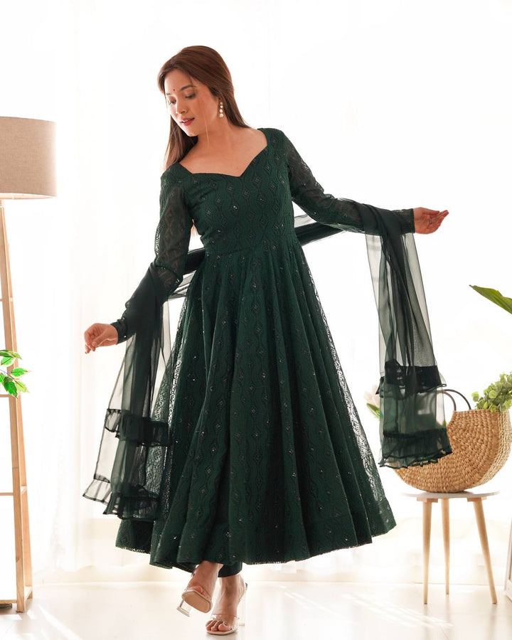 Launching this timeless and classic lukhnowi Georgette fabric Anarkali suit set