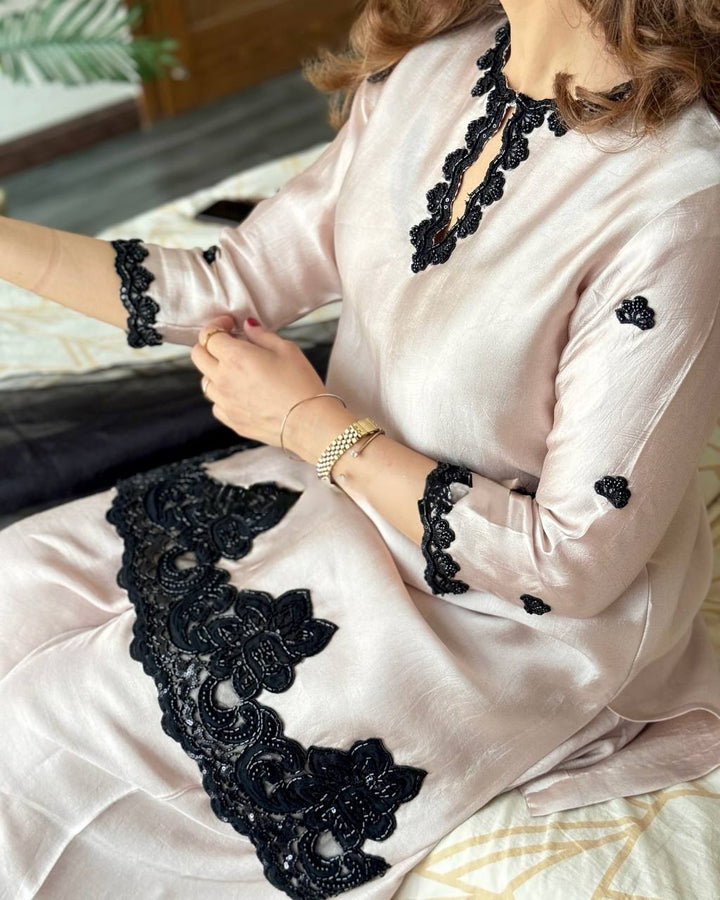 DESIGNER AND MOST TRENDING FARSI SALWAR SUIT