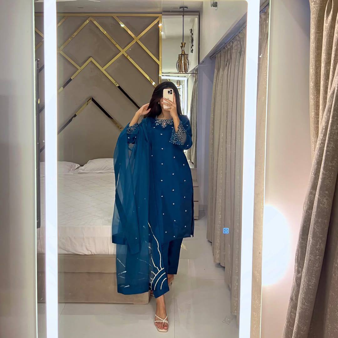 EXCLUSIVE 3-PIECE SUIT WITH BEADS & SEQUENCE WORK